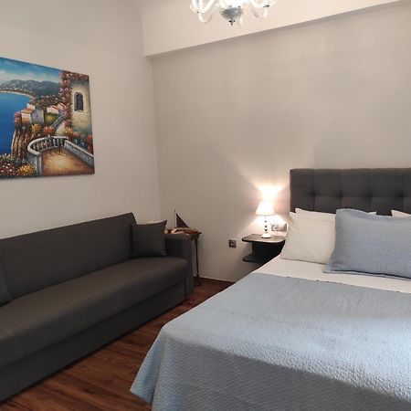 Hellenic Hospitality House Apartment Athens Ngoại thất bức ảnh