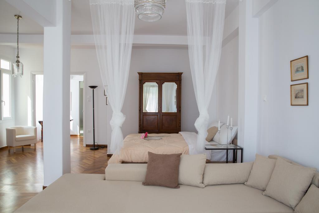 Hellenic Hospitality House Apartment Athens Ngoại thất bức ảnh